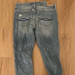 Distressed boyfriend jeans